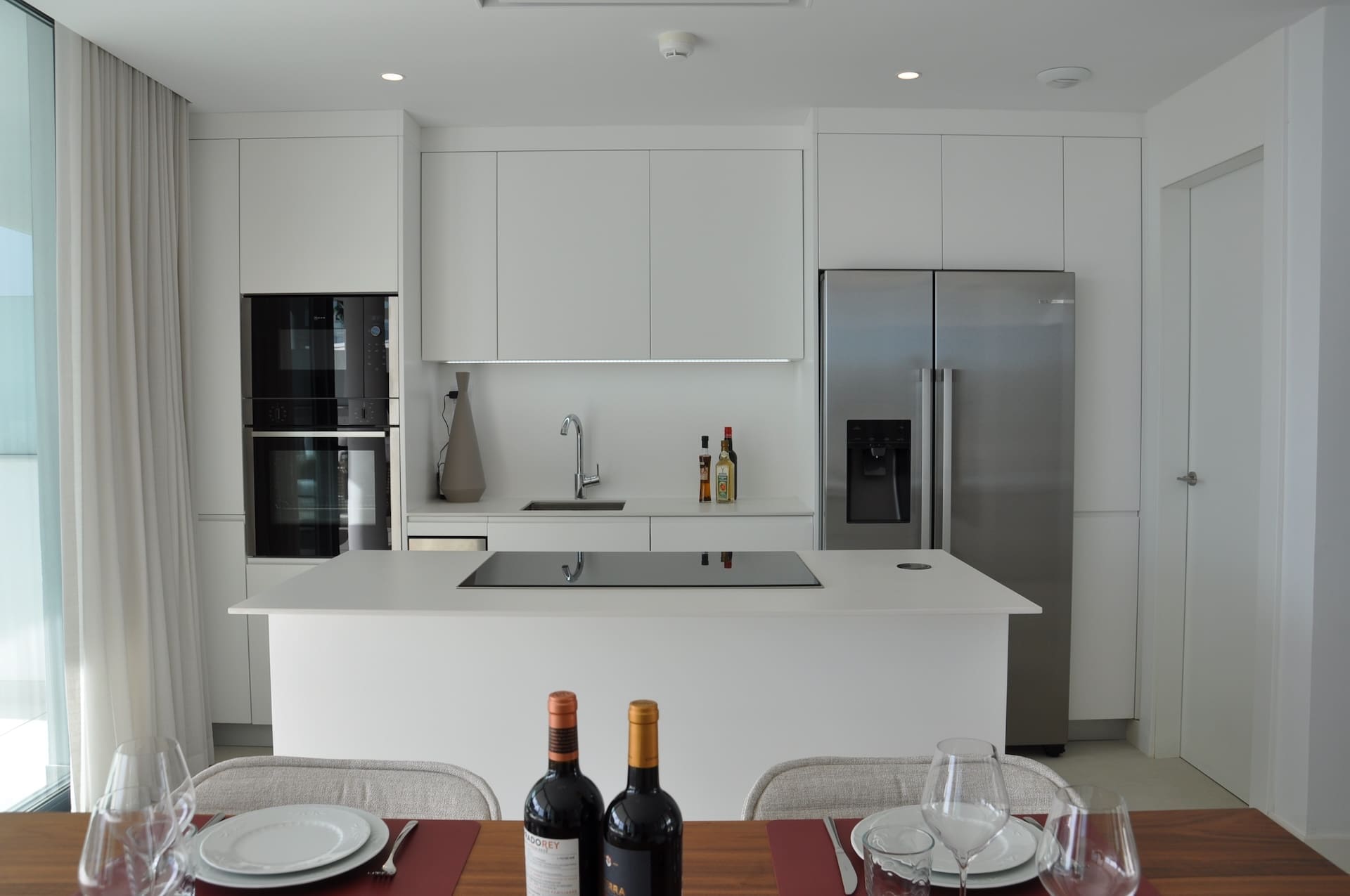 Move-in ready luxury apartment in Higuerón West with sea views and high-end finishes For sale with MDR Luxury Homes 0072 Move-in ready luxury apartment in Higuerón West with sea views and high-end finishes. For sale with MDR Luxury Homes.